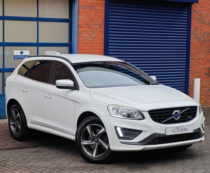 Used Volvo XC60 R-Design 2014 White SUV