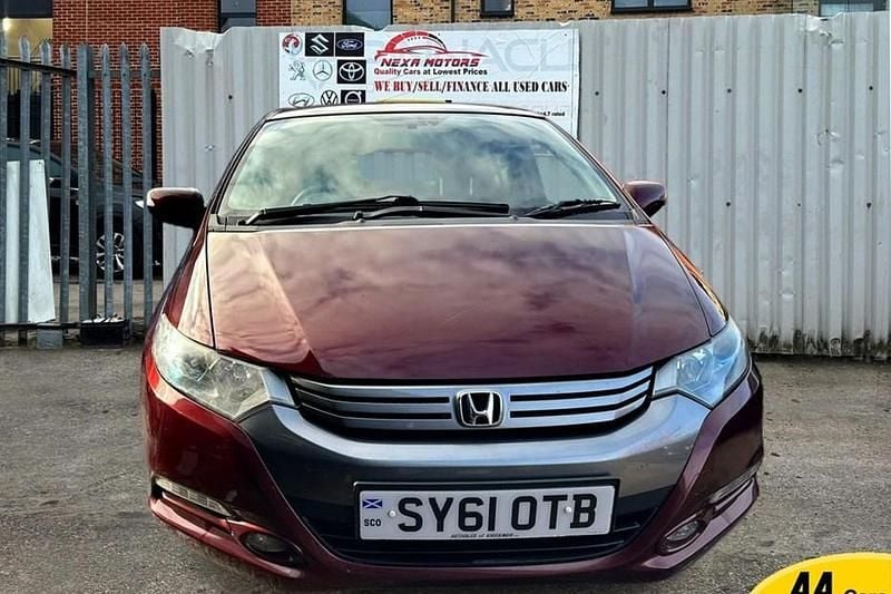 Used Honda Insight Hybrid 102 HP (75 kW) 2011 Red Hatchback