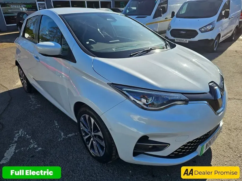 Used Renault Zoe GT-Line 100 kW (136 HP) 2021 White Hatchback