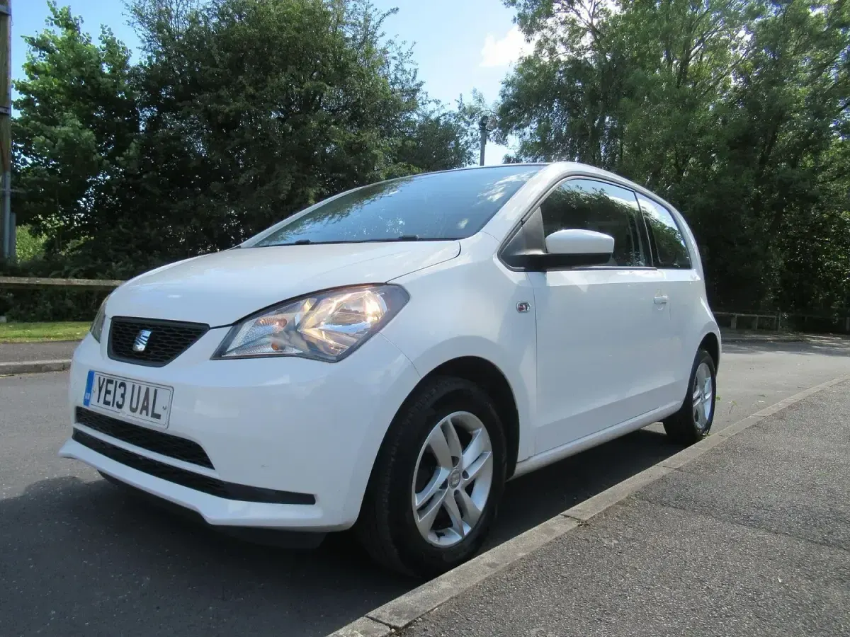 Used Seat Mii 2013 White Hatchback