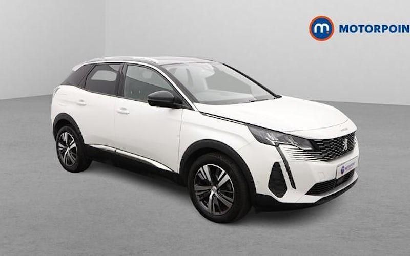 Usado Peugeot 3008 Allure 131 HP (96 kW) 2023 SUV