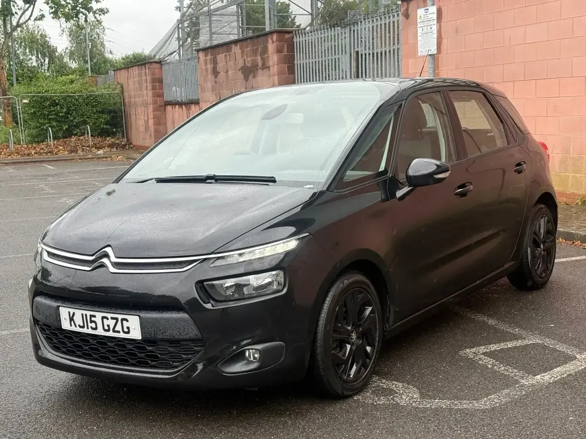 Used Citroën C4 Picasso PureTech 2015 Black MPV