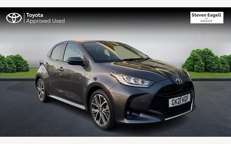 Used 2025 Toyota Yaris Hybrid Hatchback | £18,700 (Fair price) - Image 1/3