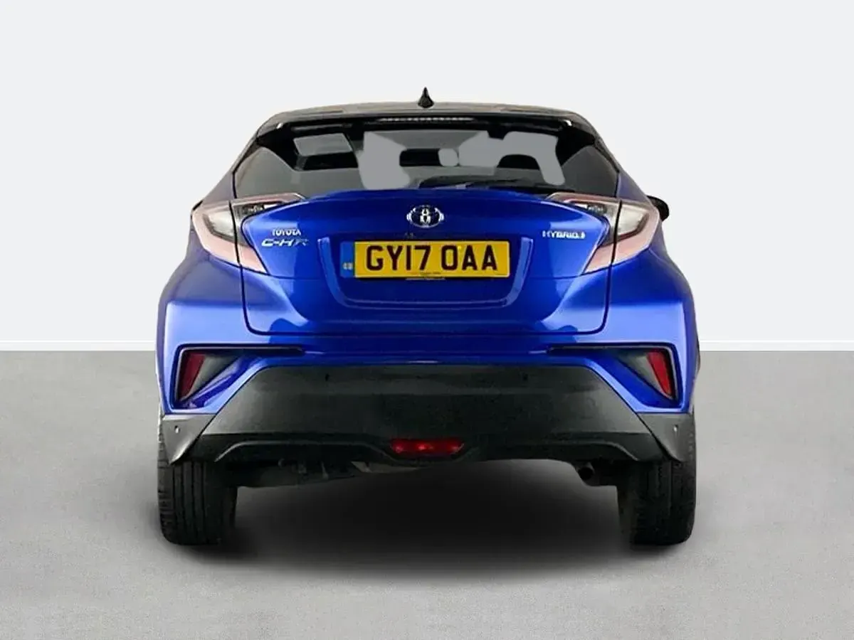 Used Toyota C-HR 122 HP (89 kW) 2017 Blue SUV