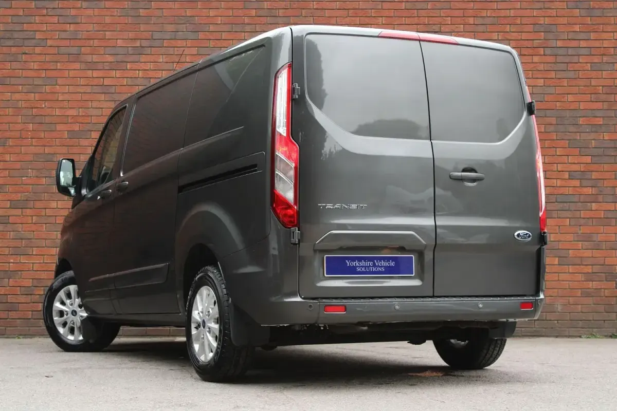 Used Ford Transit Custom Limited 170 HP (125 kW) 2020 Grey Van