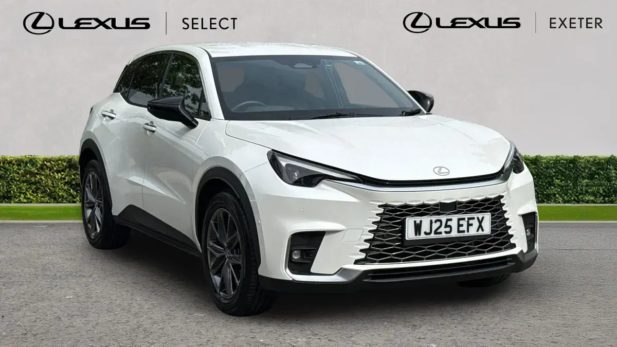 Used Lexus LBX 136 HP (100 kW) 2025 SUV