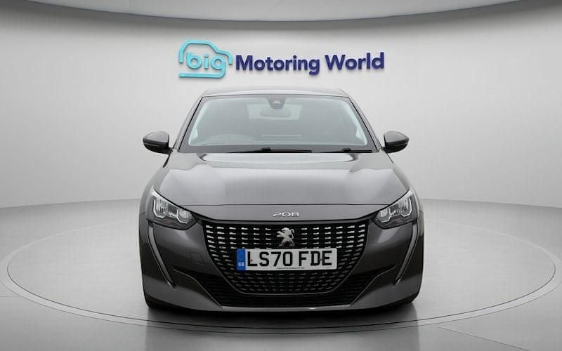 Used Peugeot 208 Allure Premium 102 HP (75 kW) 2022 Hatchback