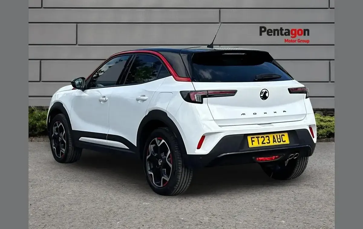 Used Vauxhall Mokka 134 HP (98 kW) 2023 White SUV