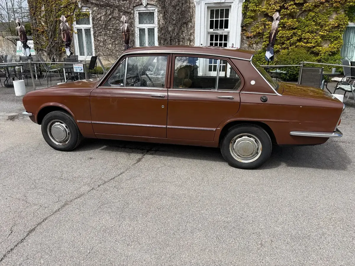 Used Triumph Dolomite 72 HP (52 kW) 1979 Brown Sedan