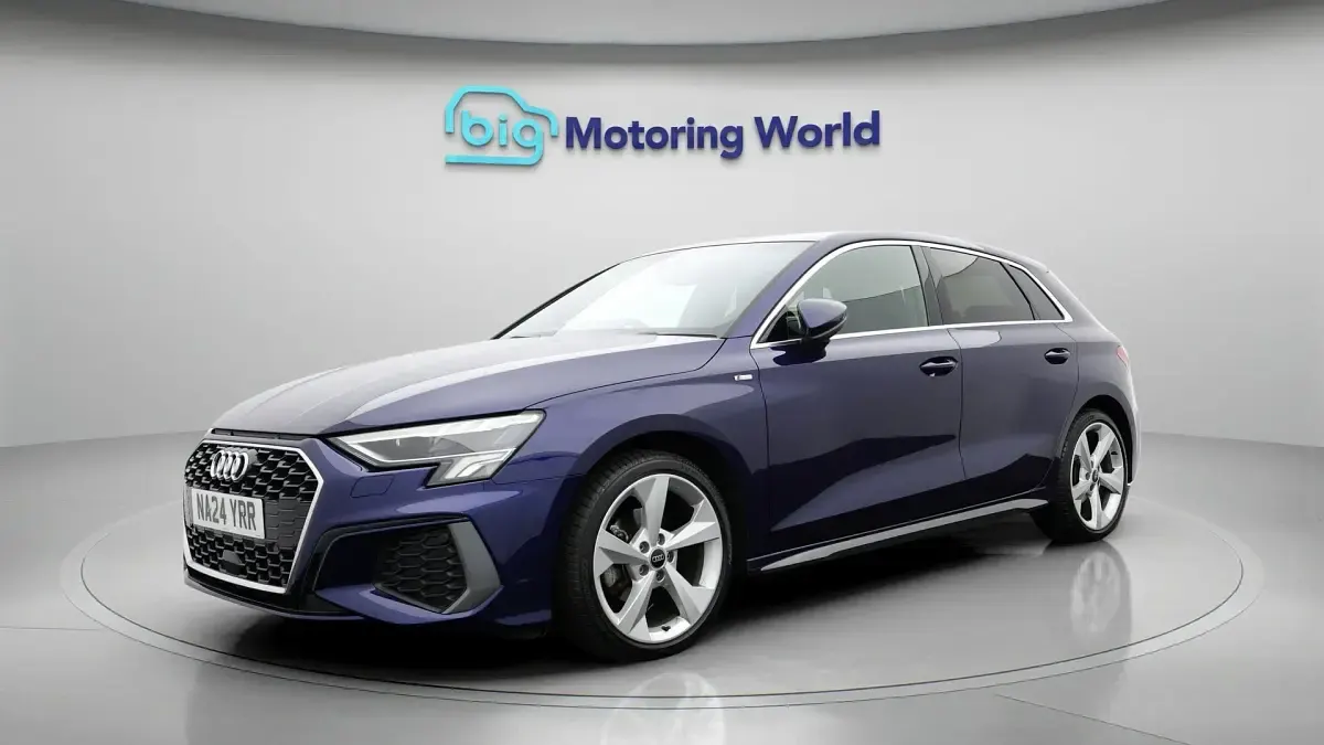 Used Audi A3 S-Line 148 HP (108 kW) 2024 Blue Hatchback