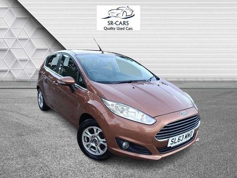 Yellow Used 2013 Ford Fiesta Zetec Hatchback | £4,995 (Fair price) - Image 1/4