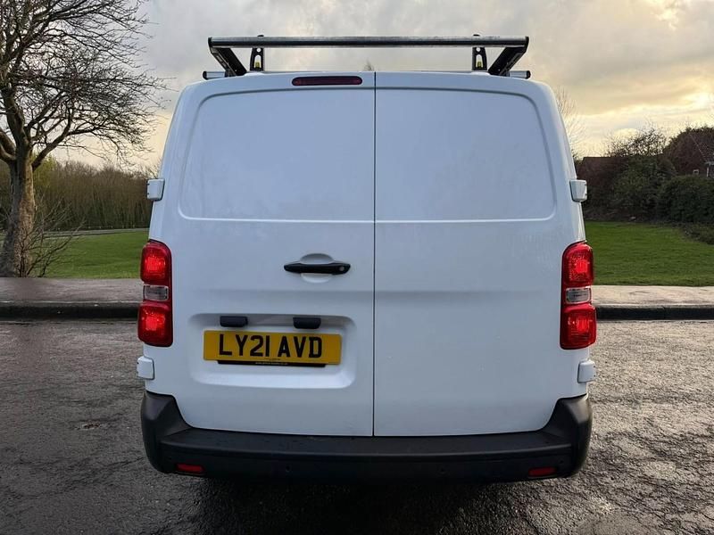 Used Toyota Proace 120 HP (88 kW) 2021 White MPV