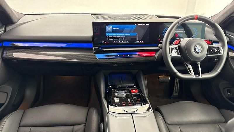Used BMW M5 Comfort Edition 717 HP (527 kW) 2025 Blue Estate