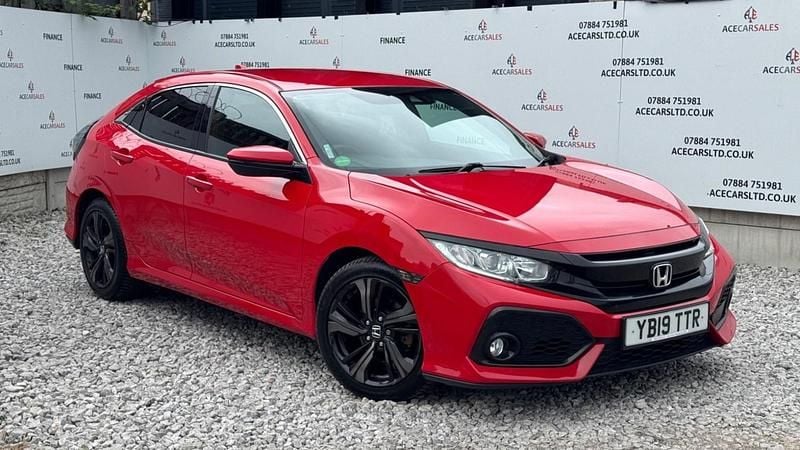 Red Used 2019 Honda Civic SR Hatchback | £10,295 (Good price) - Image 1/4