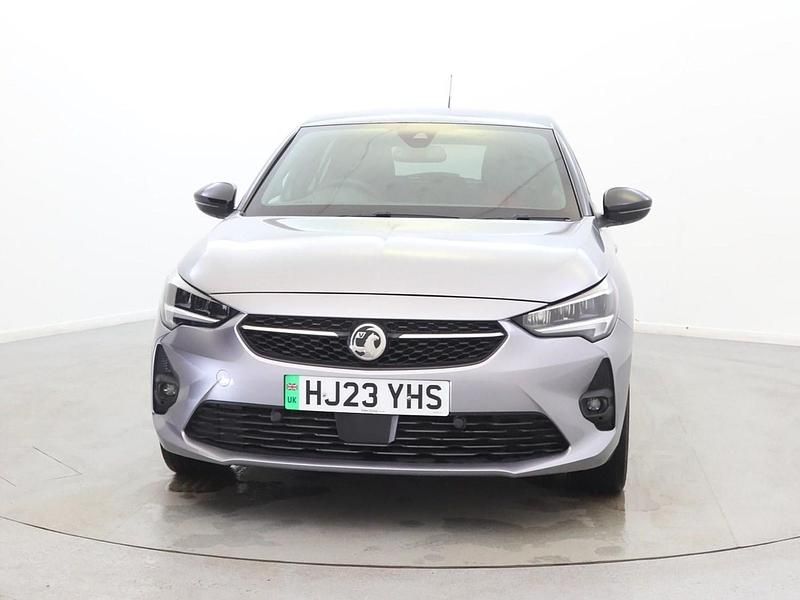 Usado Vauxhall Corsa-e 100 kW (136 HP) 2023 Cinzento Citadino