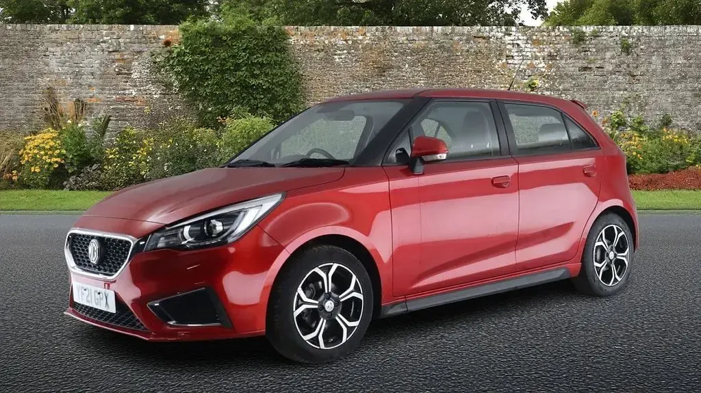 Used MG MG3 Exclusive 106 HP (77 kW) 2021 Red Hatchback