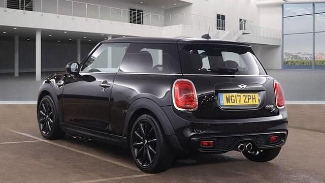 Used Mini Cooper SD Hatch 170 HP (125 kW) 2017 Black Hatchback