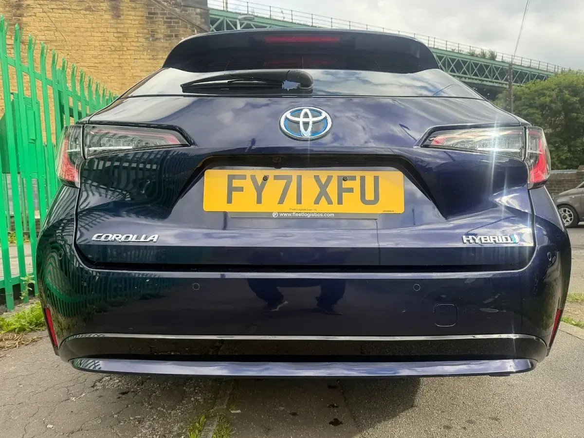 Used Toyota Corolla 122 HP (89 kW) 2021 Blue Estate