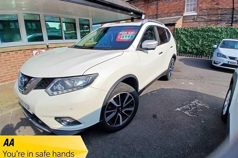 Used Nissan X-Trail N-TEC 130 HP (95 kW) 2015 White SUV