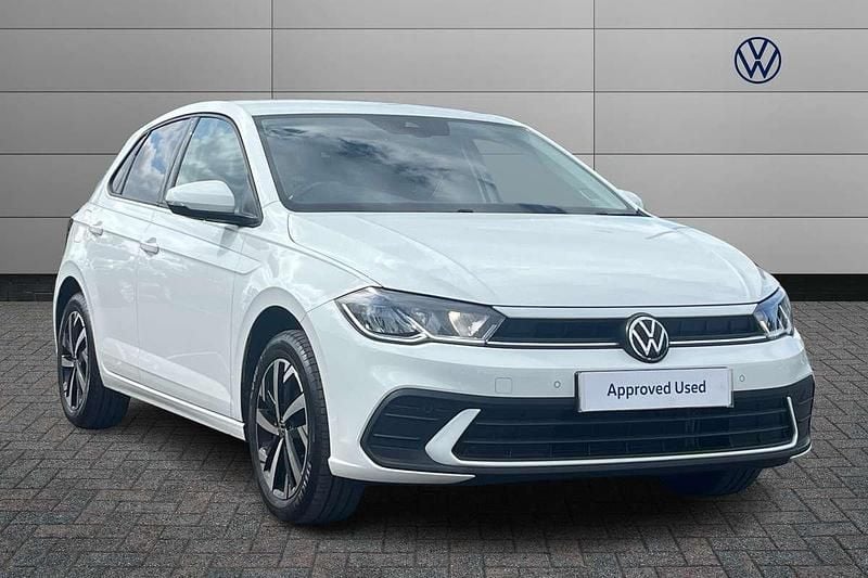 White Used 2023 VW Polo Life Hatchback | £16,400 (Fair price) - Image 1/4