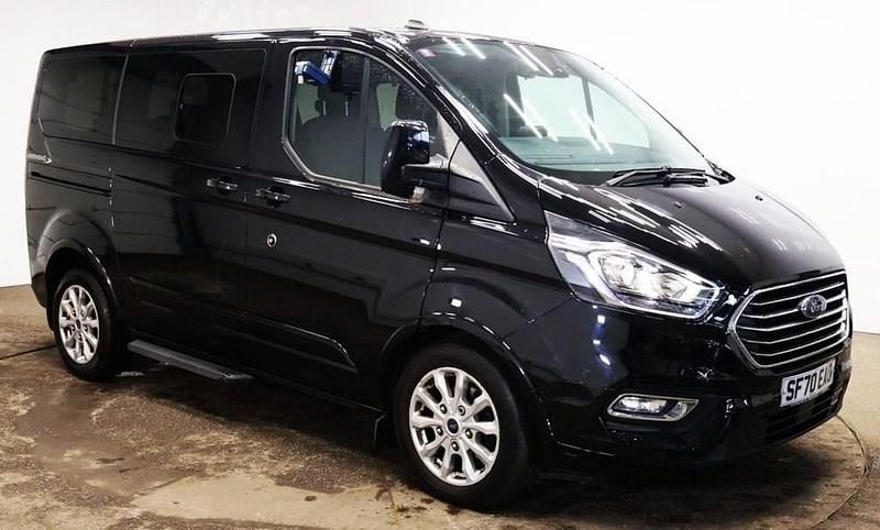 Used Ford Tourneo Titanium 130 HP (95 kW) 2020 Black MPV