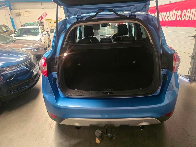 Usado Ford Kuga Titanium 136 HP (100 kW) 2009 Azul SUV