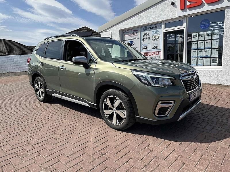Green Used 2019 Subaru Forester Premium SUV | £13,995 (Fair price) - Image 1/4