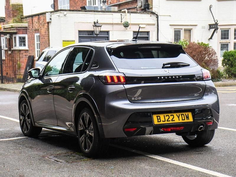 Used Peugeot 208 Premium 99 HP (72 kW) 2022 Grey Hatchback