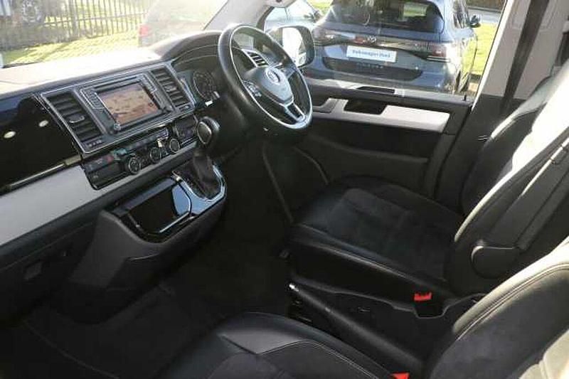 Used VW Caravelle Executive 199 HP (146 kW) 2021 Grey MPV