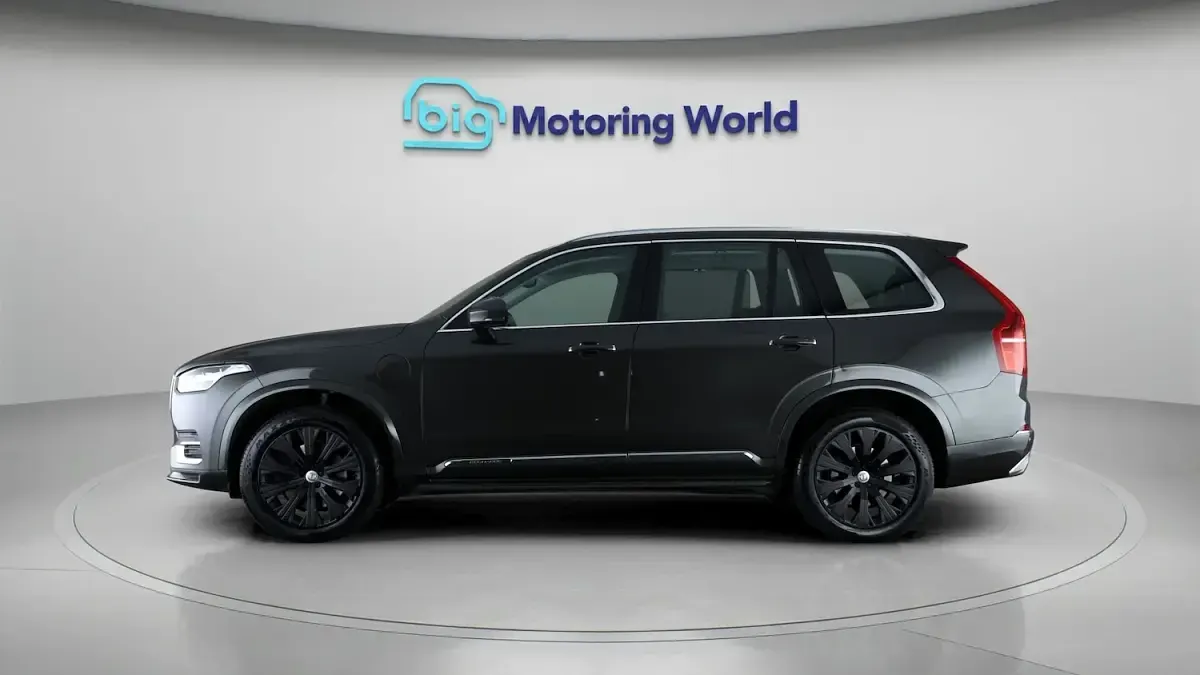 Used Volvo XC90 Inscription 390 HP (286 kW) 2021 Grey SUV