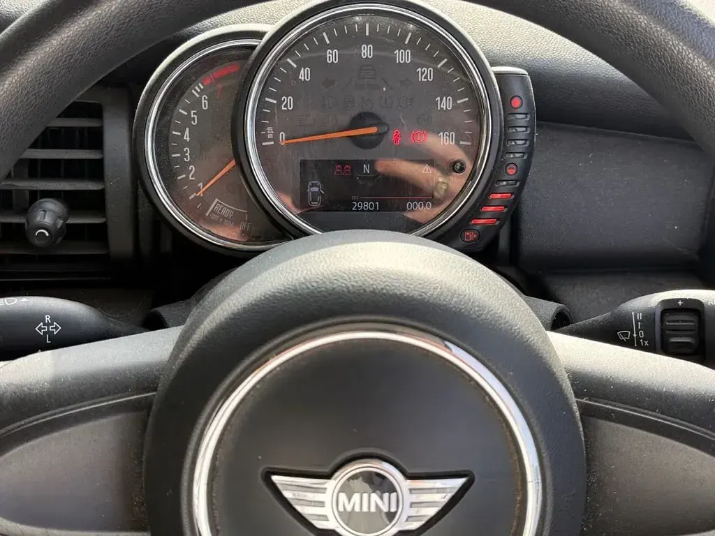 Used Mini ONE Hatch 102 HP (75 kW) 2014 White Hatchback