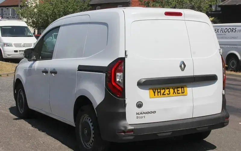 Used Renault Kangoo 95 HP (69 kW) 2023 White MPV