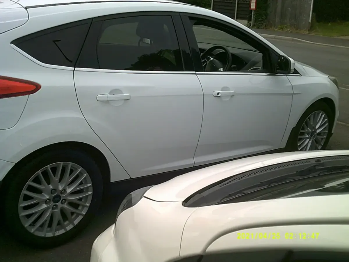 Used Ford Focus Zetec 2014 White Hatchback