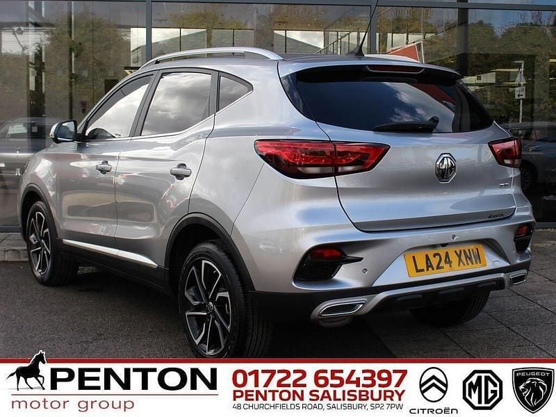 Used MG ZS Exclusive 109 HP (80 kW) 2024 Silver Hatchback