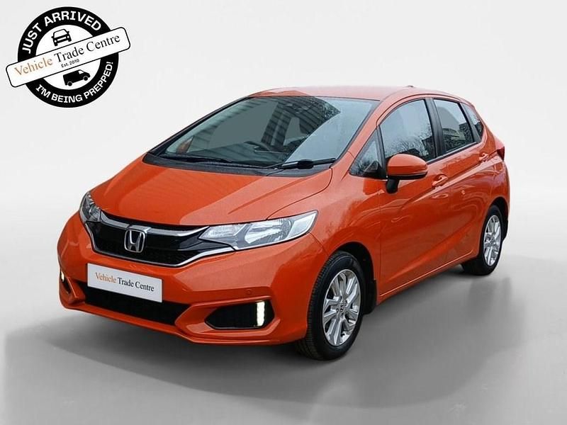 Used Honda Jazz SE 102 HP (75 kW) 2018 Orange Hatchback