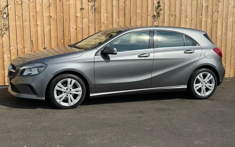 Used Mercedes A180 109 HP (80 kW) 2016 Grey Hatchback