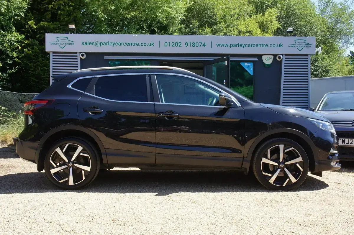 Used Nissan Qashqai Tekna 160 HP (117 kW) 2019 Black SUV
