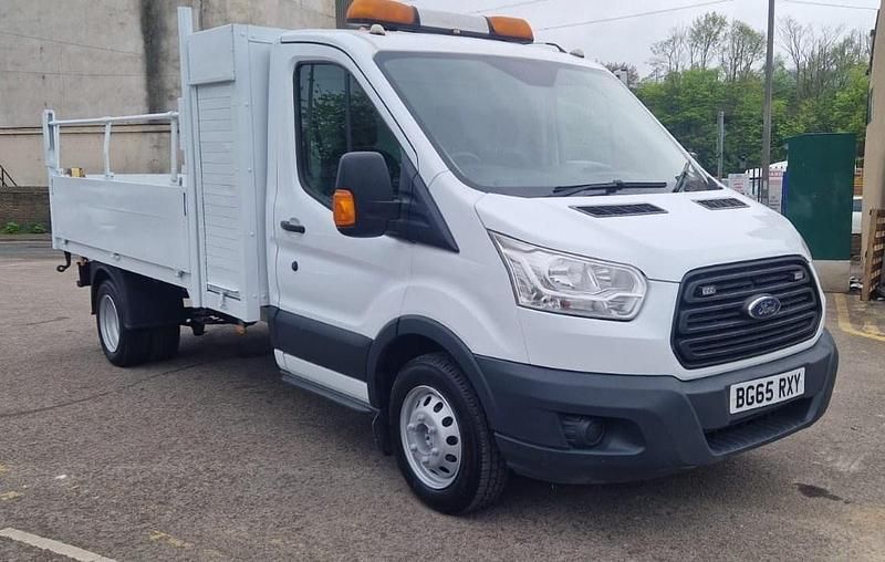 Begagnad Ford Transit 125 HK (91 kW) 2016 Vit Cab