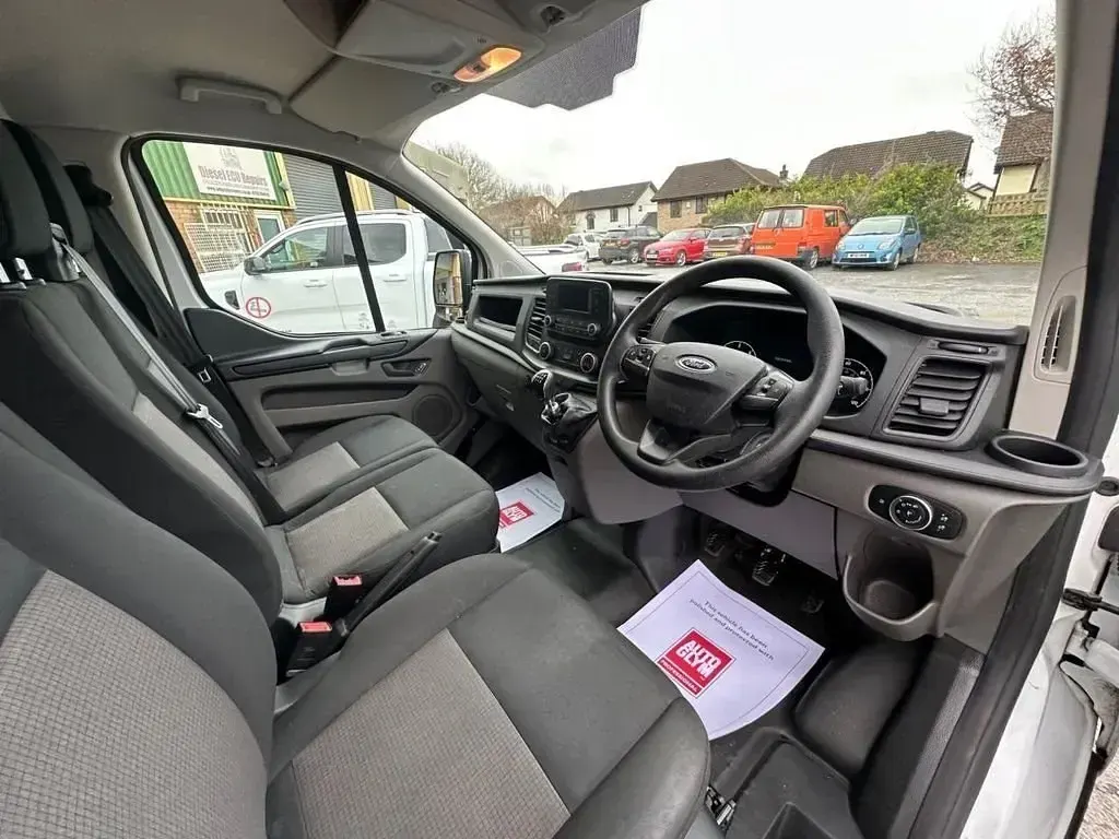 Used Ford Transit Custom S 130 HP (95 kW) 2022 White Van