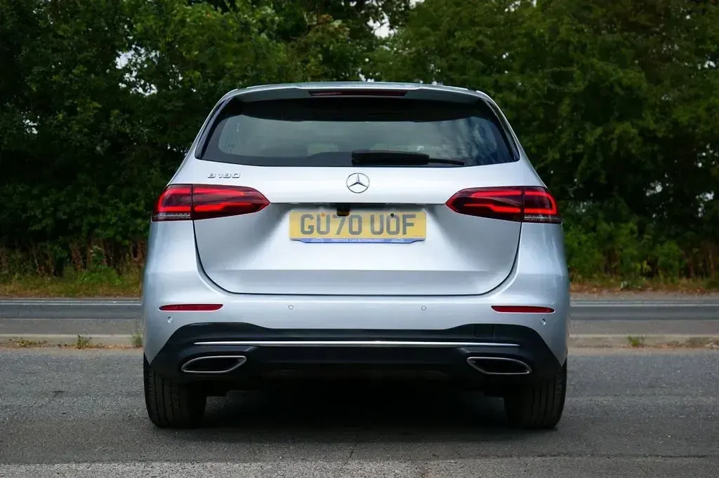 Used Mercedes B180 Executive 136 HP (100 kW) 2020 Silver Hatchback
