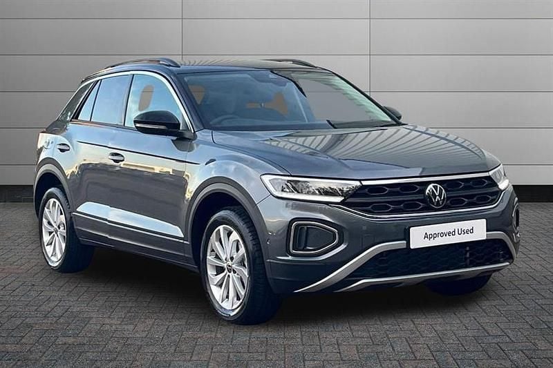 Indium grey New 2025 VW T-Roc Match SUV | £29,990 (Good price) - Image 1/3