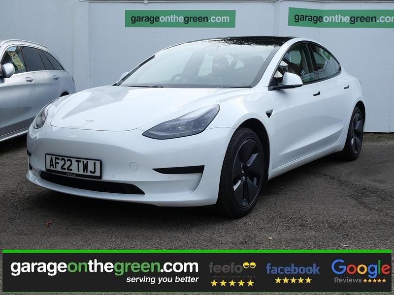 Pearl white Used 2022 Tesla Model 3 Standard Range Plus Sedan | £18,495 (Fair price) - Image 1/4