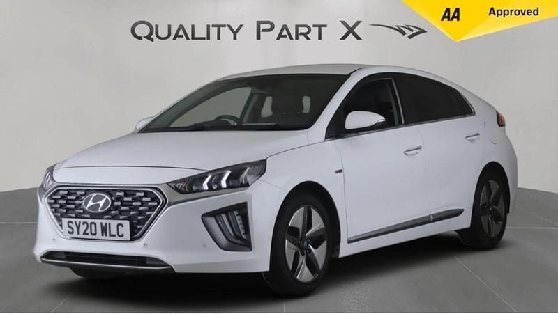 Used Hyundai Ioniq Premium SE 141 HP (103 kW) 2020 White Hatchback