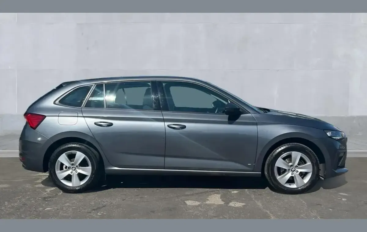 Used Skoda Scala SE 116 HP (85 kW) 2025 Graphite grey metallic Hatchback