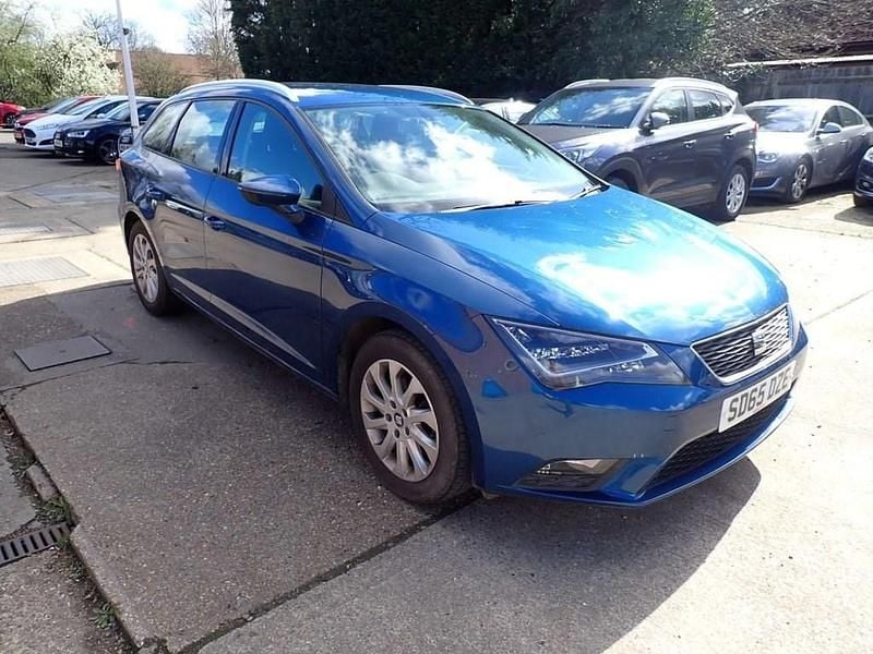 Used Seat Leon Sport 110 HP (80 kW) 2015 Blue Estate