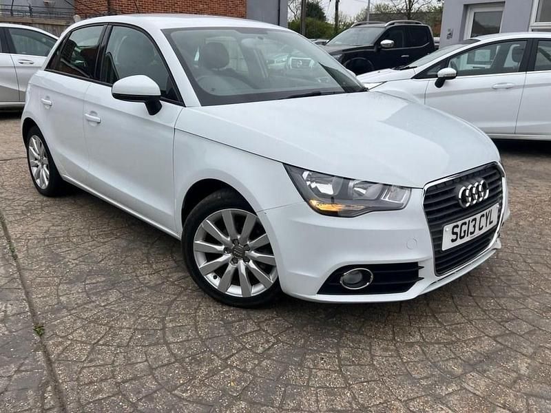 Used Audi A1 Sport 86 HP (63 kW) 2013 White Hatchback
