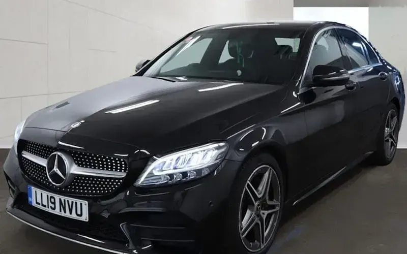 Used Mercedes C200 AMG line 184 HP (135 kW) 2019 Sedan
