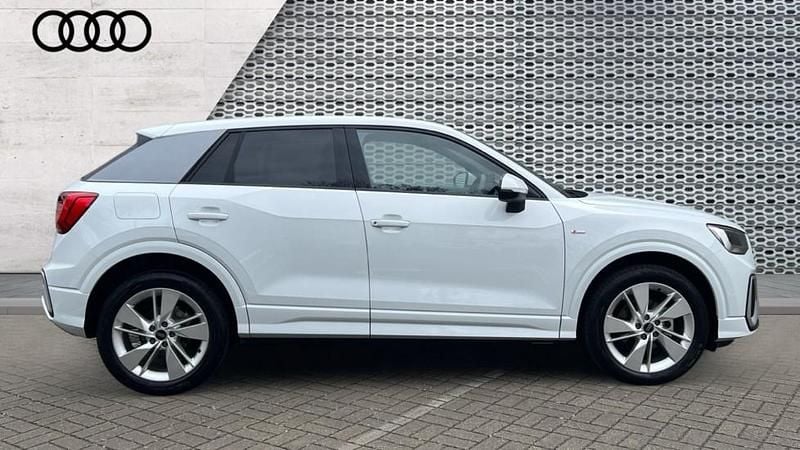 New Audi Q2 S-Line 150 HP (110 kW) 2026 White SUV