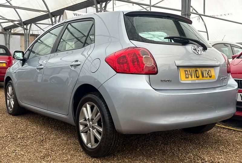 Used Toyota Auris 2010 Blue Hatchback