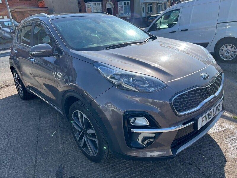 Brown Used 2019 Kia Sportage 4 SUV | £15,949 (Good price) - Image 1/4